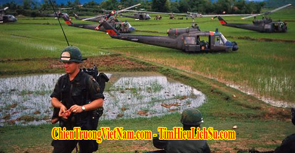 Quân Mỹ đổ bộ bằng trực thăng trong trận Ấp Bắc năm 1963 trong chiến tranh Việt Nam - Battle of Ap Bac in Vietnam war 1963