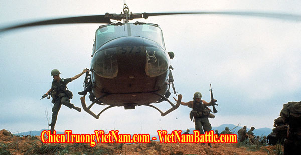 Trực thăng UH-1 Iroquois Huey - biểu tượng của chiến tranh Việt Nam - Bell UH-1 helicopter in Vietnam war