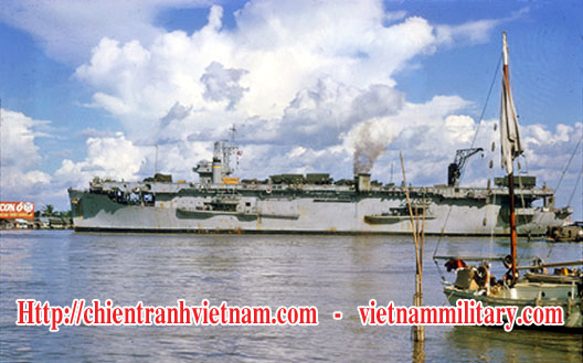 Biệt động Sài Gòn đánh chìm tàu sân bay USS Card (CVE-11) trong chiến tranh Việt Nam - Attack on USNS Card cargo ship in Viet Nam war
