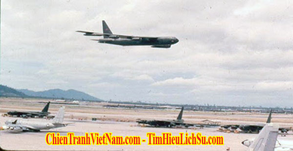 Máy bay B-52 trên căn cứ U-Tapao , Thái Lan trong chiến tranh Việt Nam - b-52 stratofortress bomber on U-Tapao airbase, Thailand in Vietnam war