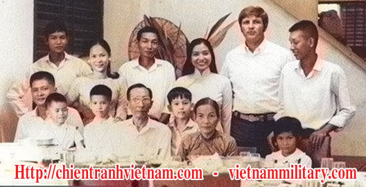 Phóng viên Mỹ cứu cả nhà vợ trước ngày Sài Gòn sụp đổ