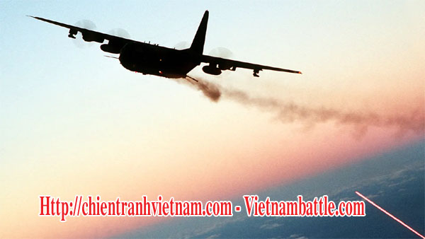 Máy bay gunship AC-130 Spectre - bóng ma trên đường mòn Hồ Chí Minh