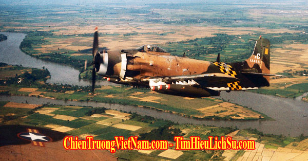 Máy bay A-1 Skyraider của không quân VNCH trước ngày Việt Nam Cộng Hòa và Sài Gòn sụp đổ 30/4/1975 - The fall of South Vietnam