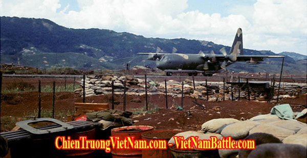 Không Quân trong trận Điện Biên Phủ 1954 và trận Khe Sanh 1968 trong chiến tranh Việt Nam : Quân Pháp đang đào chiến hào ở căn cứ Điện Biên Phủ - Air power in battle of Dien Bien Phu and Khe Sanh in Vietnam war - P4
